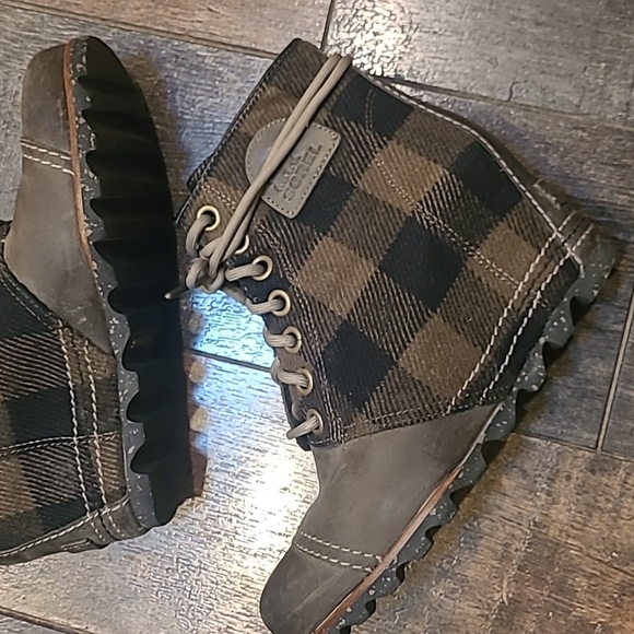 Sorel RARE color PDX boots - Picture 2 of 9